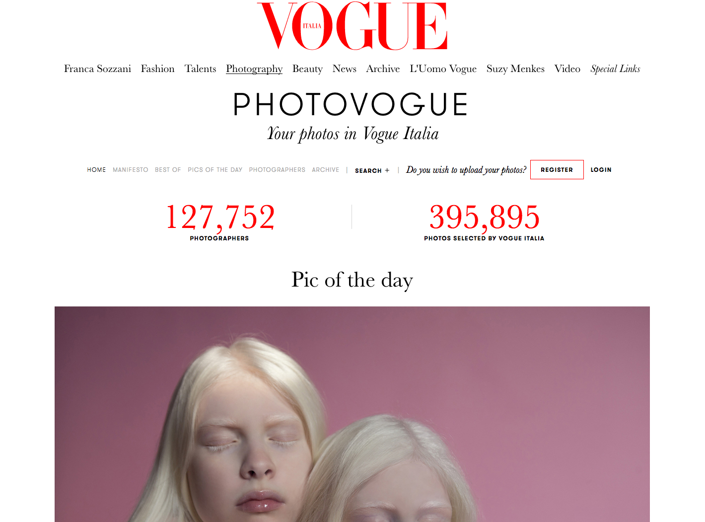 The website for Photo Vogue, where anyone can upload their fashion photogrpahy.