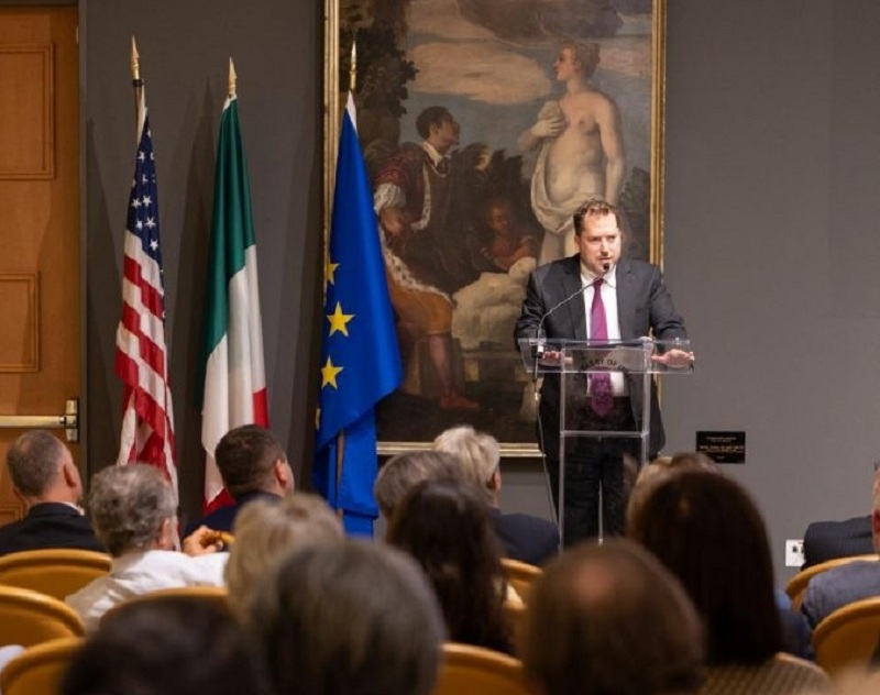 Ambassador Peronaci inaugurates Fortunato Depero exhibition in Washington. Courtesy of: Ministry of Foreign Affairs and International Cooperation